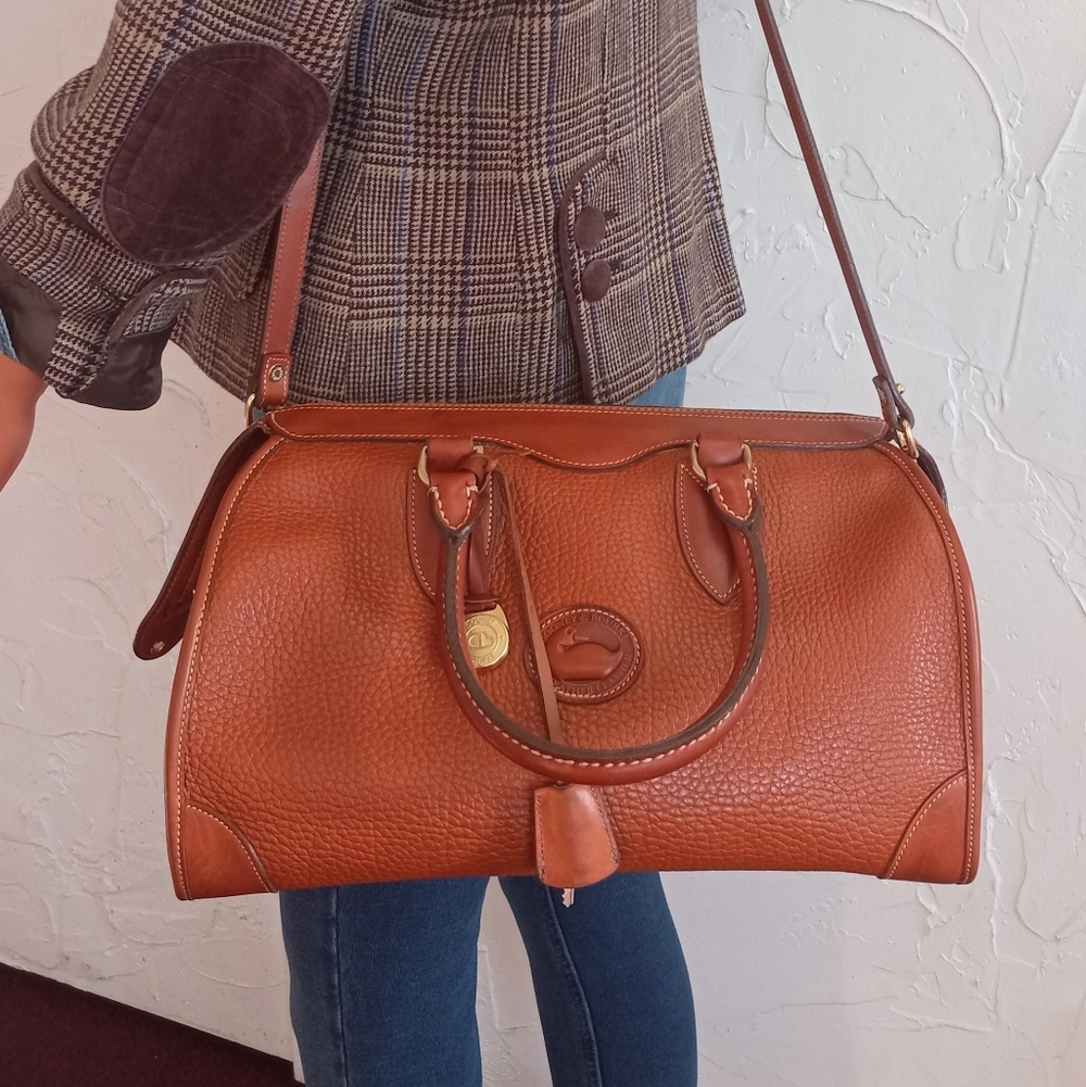 Dooney & Bourke Gladstone, 1989 "Solid British Tan" Pre-date Tag